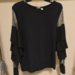 14th & Union Black Ruffle Sleeve Blouse